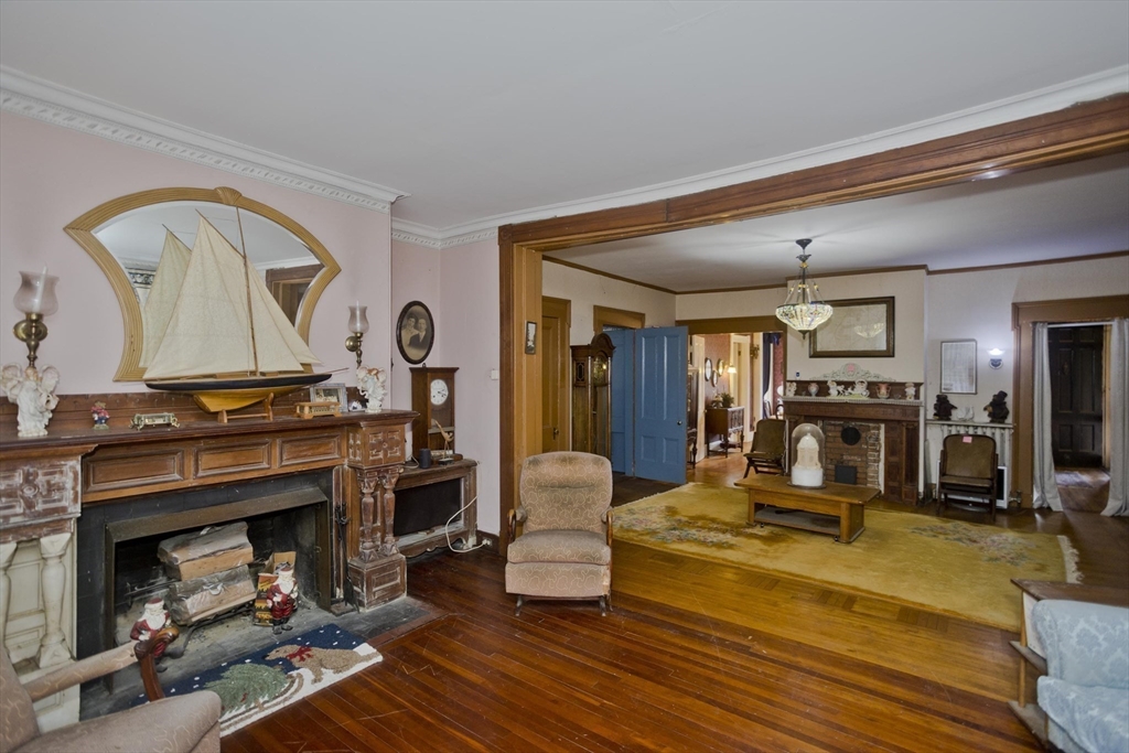 2 Crescent Hill Springfield, MA 01105 - Photo 20 of 42