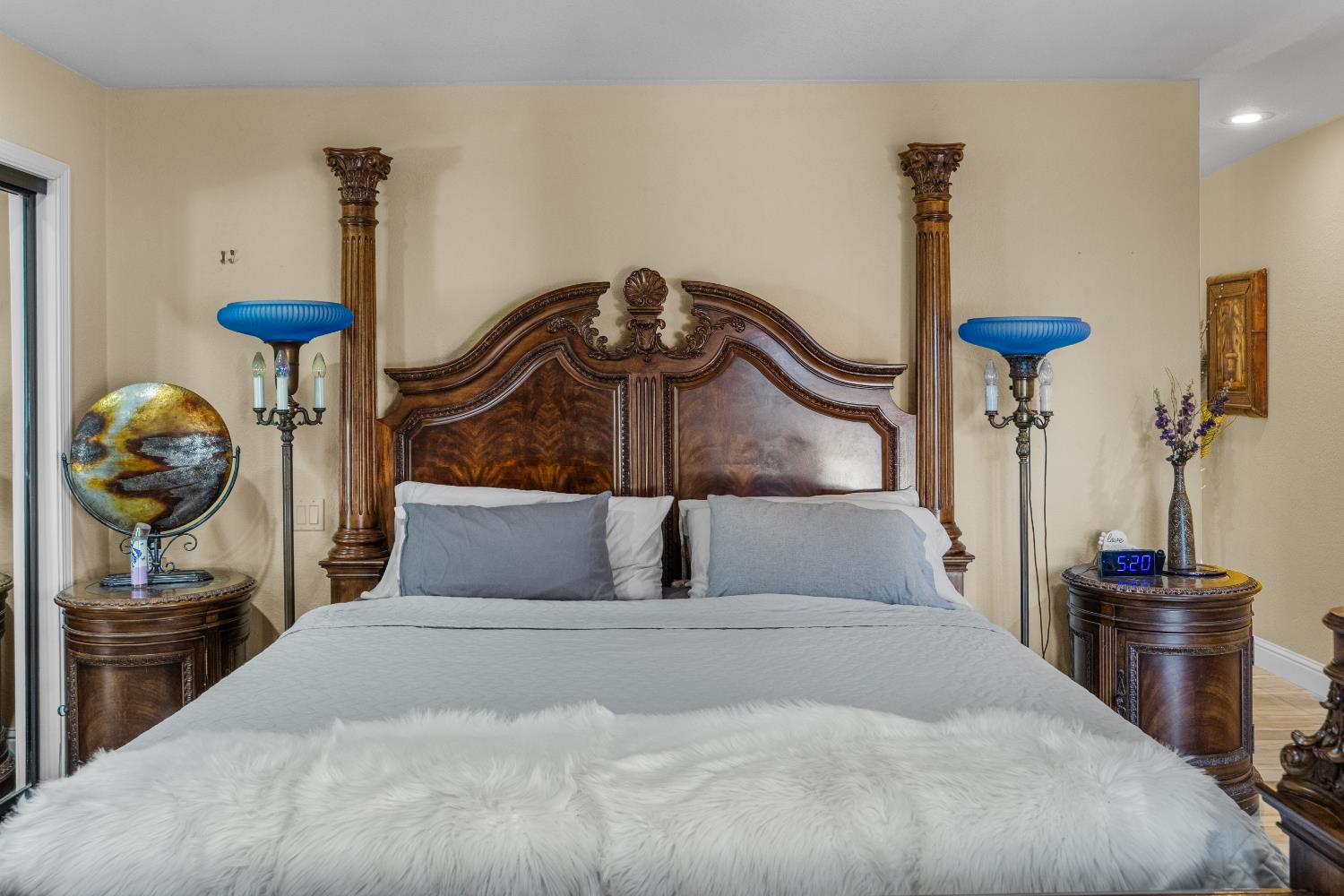 1801 Arroyo Drive Auburn, CA 95603 - Photo 27 of 68 a bedroom with a bed and a table