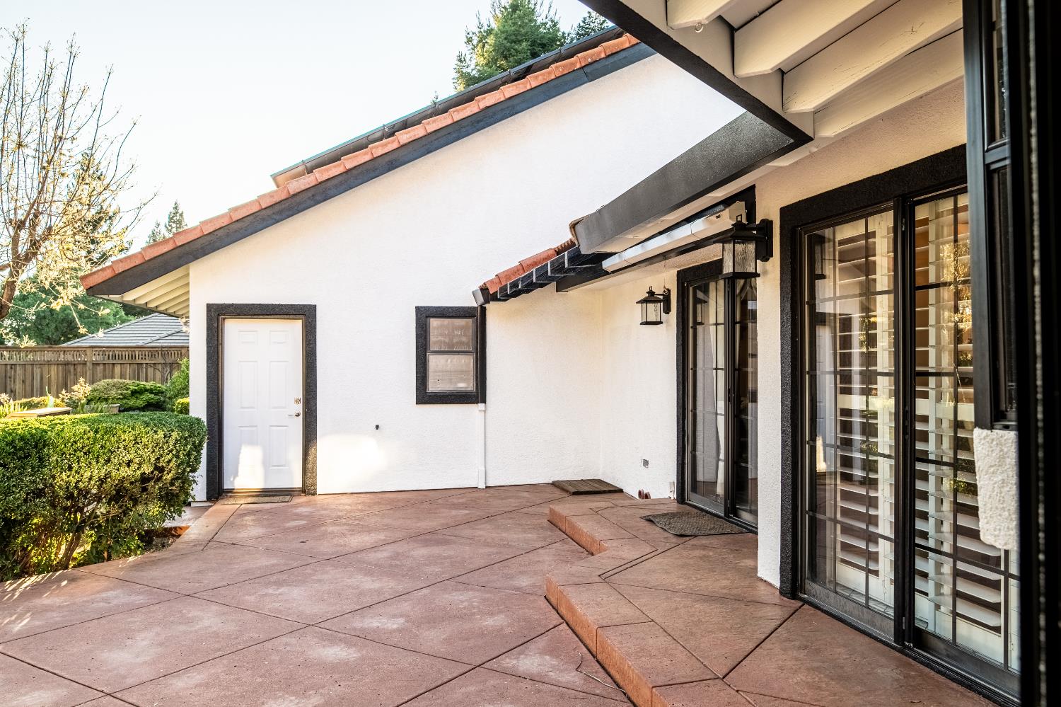 1801 Arroyo Drive Auburn, CA 95603 - Photo 59 of 68 a view of backyard with pathway