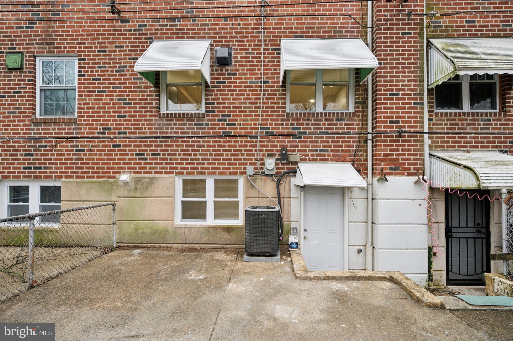 7533 Wheeler Street Philadelphia, PA 19153 - Photo 48 of 50 a backyard of a house
