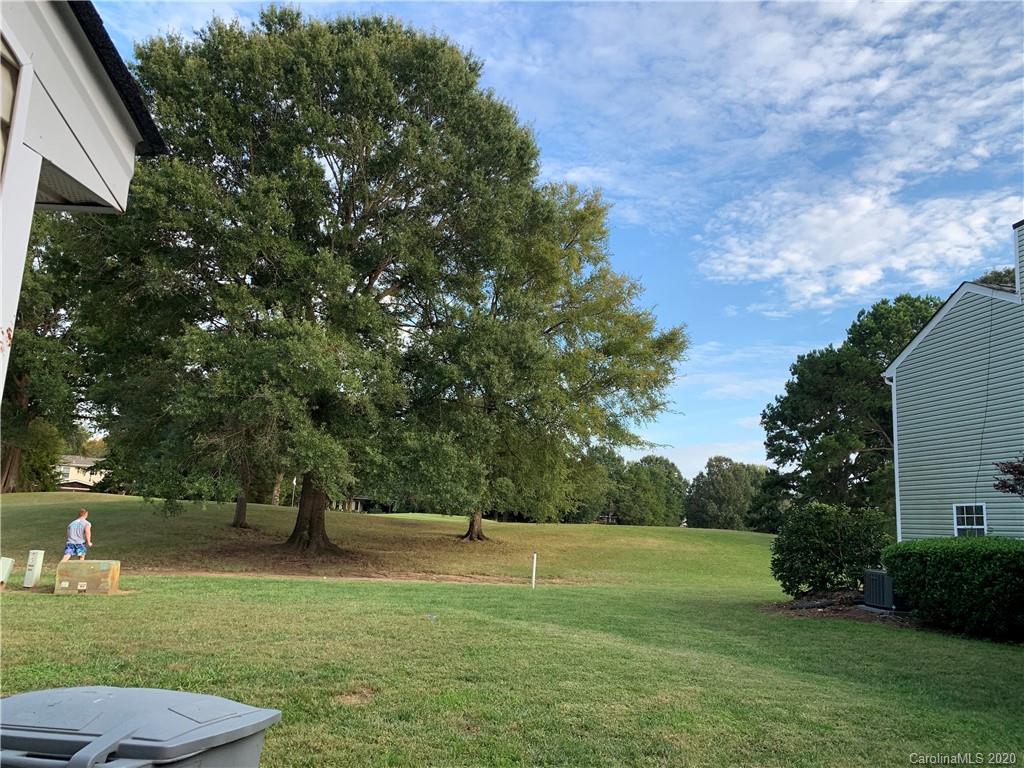 8217 Golf Ridge Drive Charlotte, NC 28277 - Photo 2 of 9