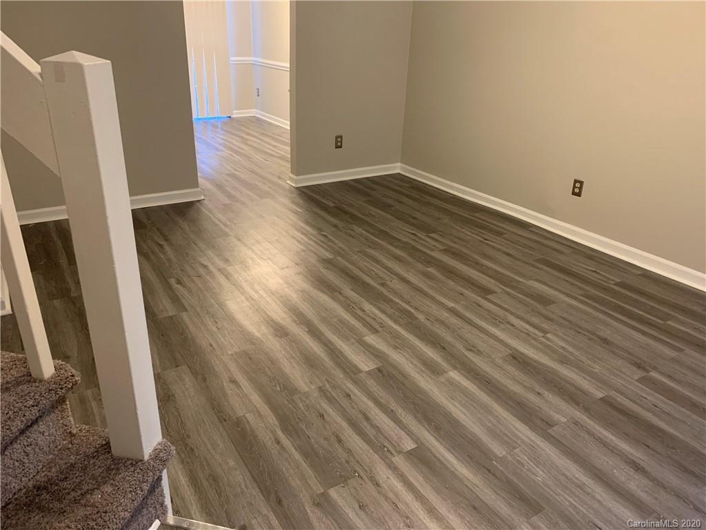 8217 Golf Ridge Drive Charlotte, NC 28277 - Photo 5 of 9