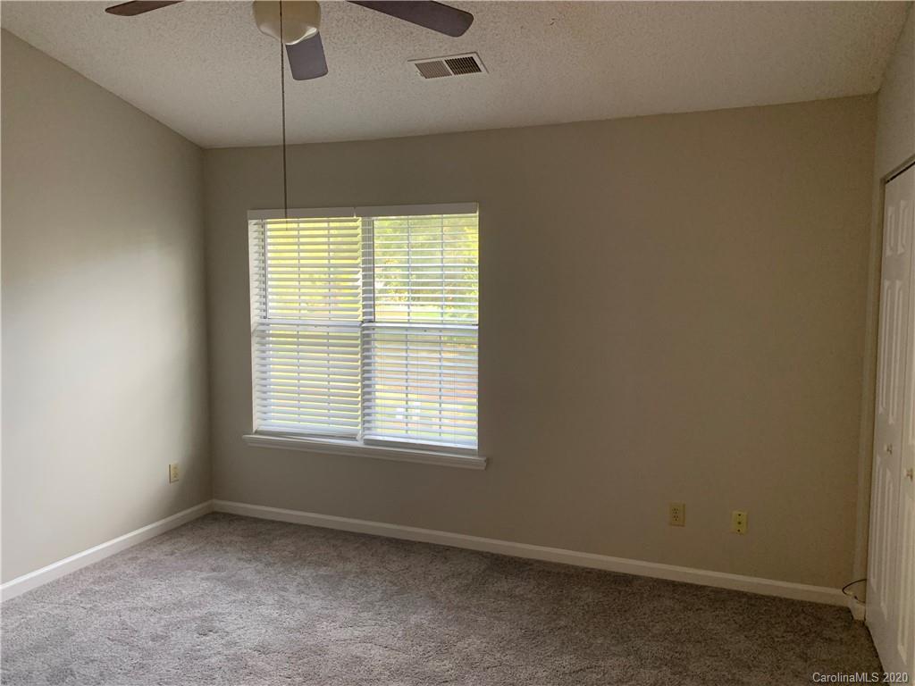 8217 Golf Ridge Drive Charlotte, NC 28277 - Photo 8 of 9