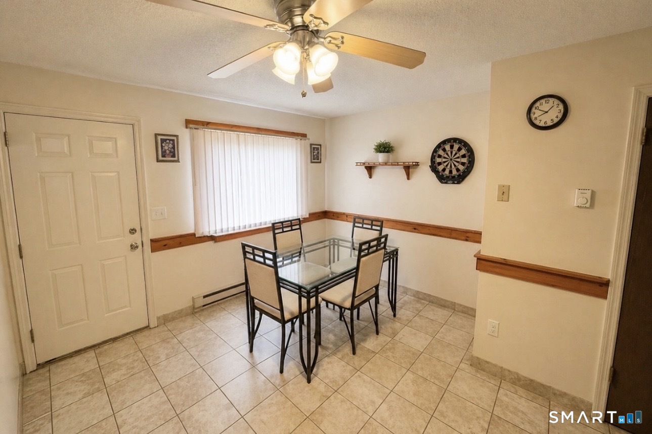 975 Meriden Road, Unit 91 Waterbury, CT 06705 - Photo 2 of 19 Gallery Image 2
