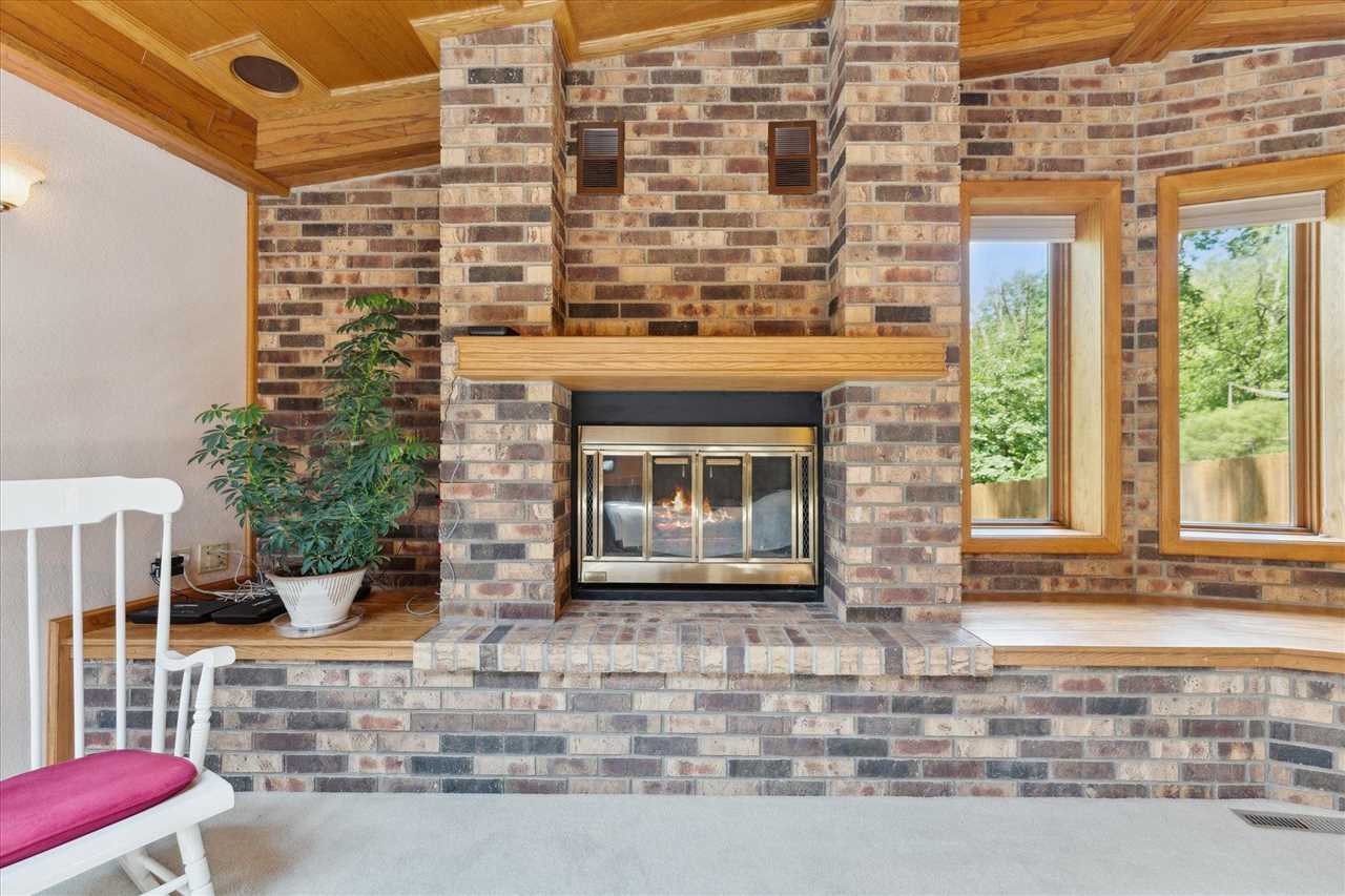 3685 Stone Road Northeast Solon, IA 52333 - Photo 19 of 63 Gallery Image 19
