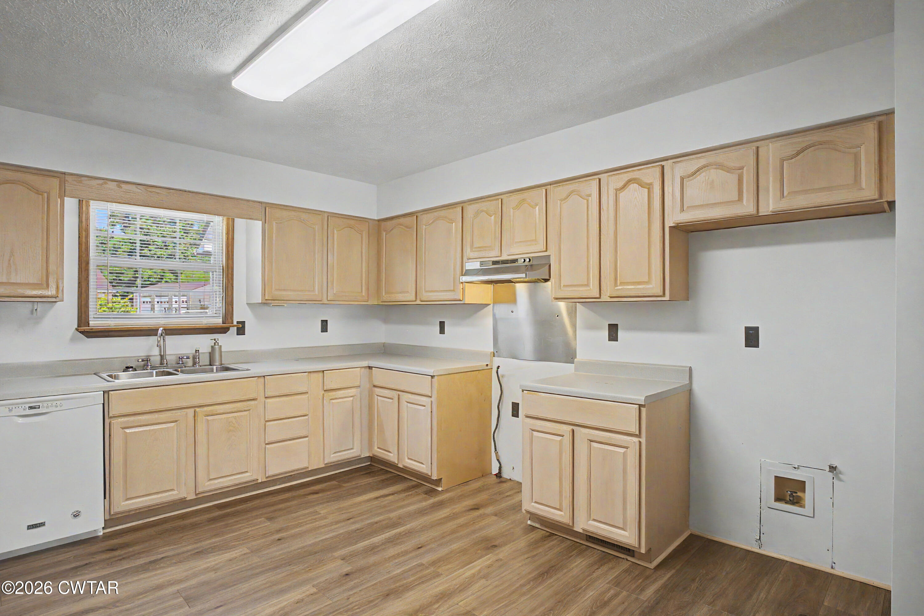 3149 Sand Ridge Road Lexington, TN 38351 - Photo 10 of 35 Kitchen