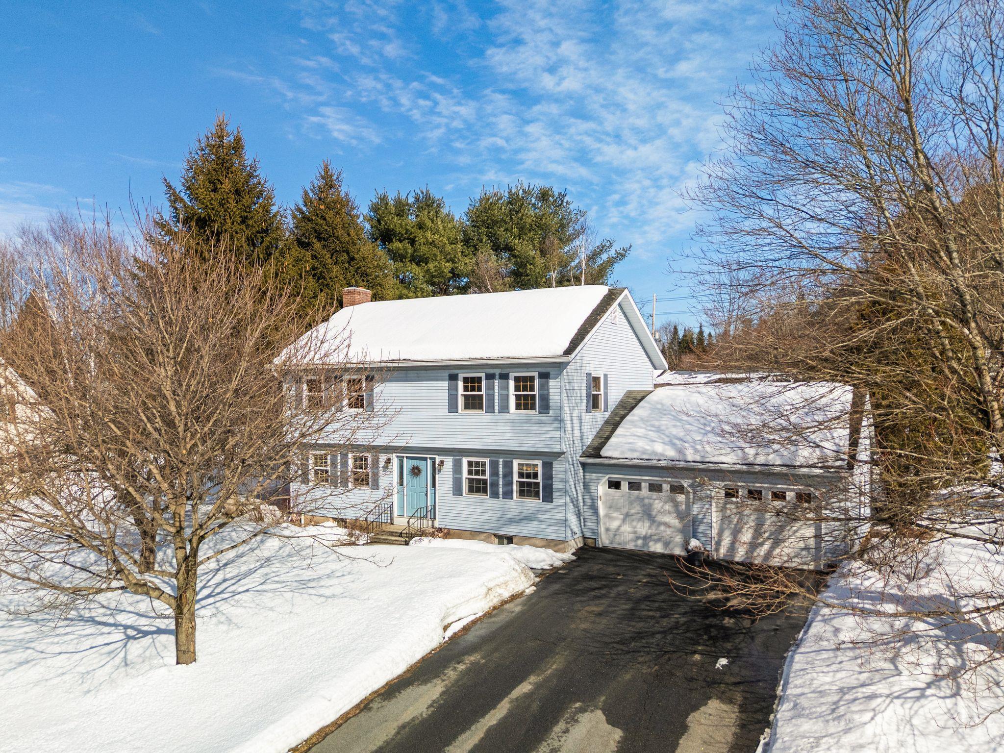 192 Cross Street Hartford, VT 05001 - Photo 32 of 33
