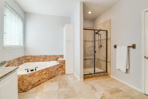 $425,000 | 1941 Random Oaks Drive, Rockwall, TX 75087