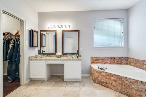 $425,000 | 1941 Random Oaks Drive, Rockwall, TX 75087