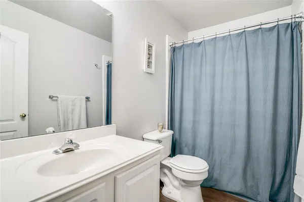 $425,000 | 1941 Random Oaks Drive, Rockwall, TX 75087