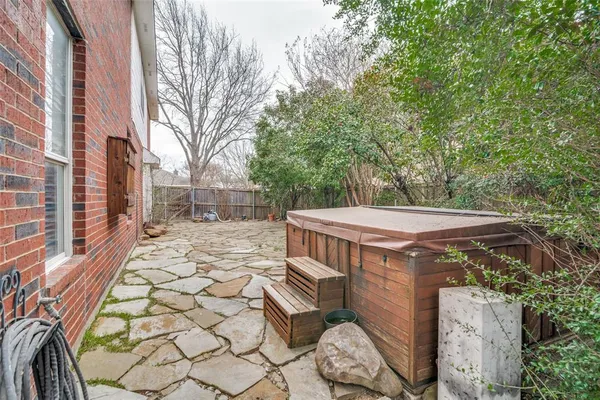 $425,000 | 1941 Random Oaks Drive, Rockwall, TX 75087