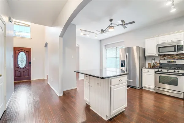 $425,000 | 1941 Random Oaks Drive, Rockwall, TX 75087