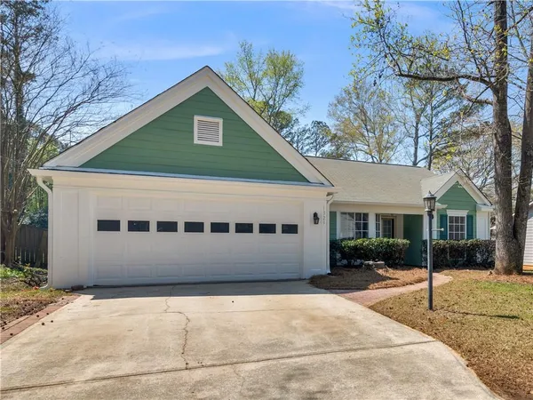 $280,000 | 1329 Birdsong Lane, Hampton, GA 30228