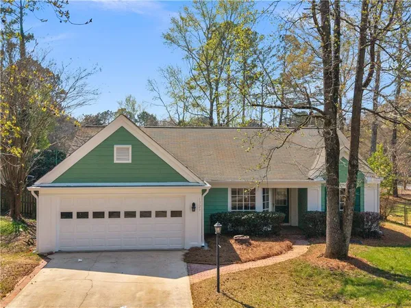 $272,000 | 1329 Birdsong Lane, Hampton, GA 30228