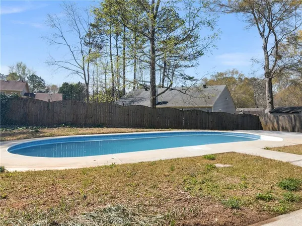 $272,000 | 1329 Birdsong Lane, Hampton, GA 30228