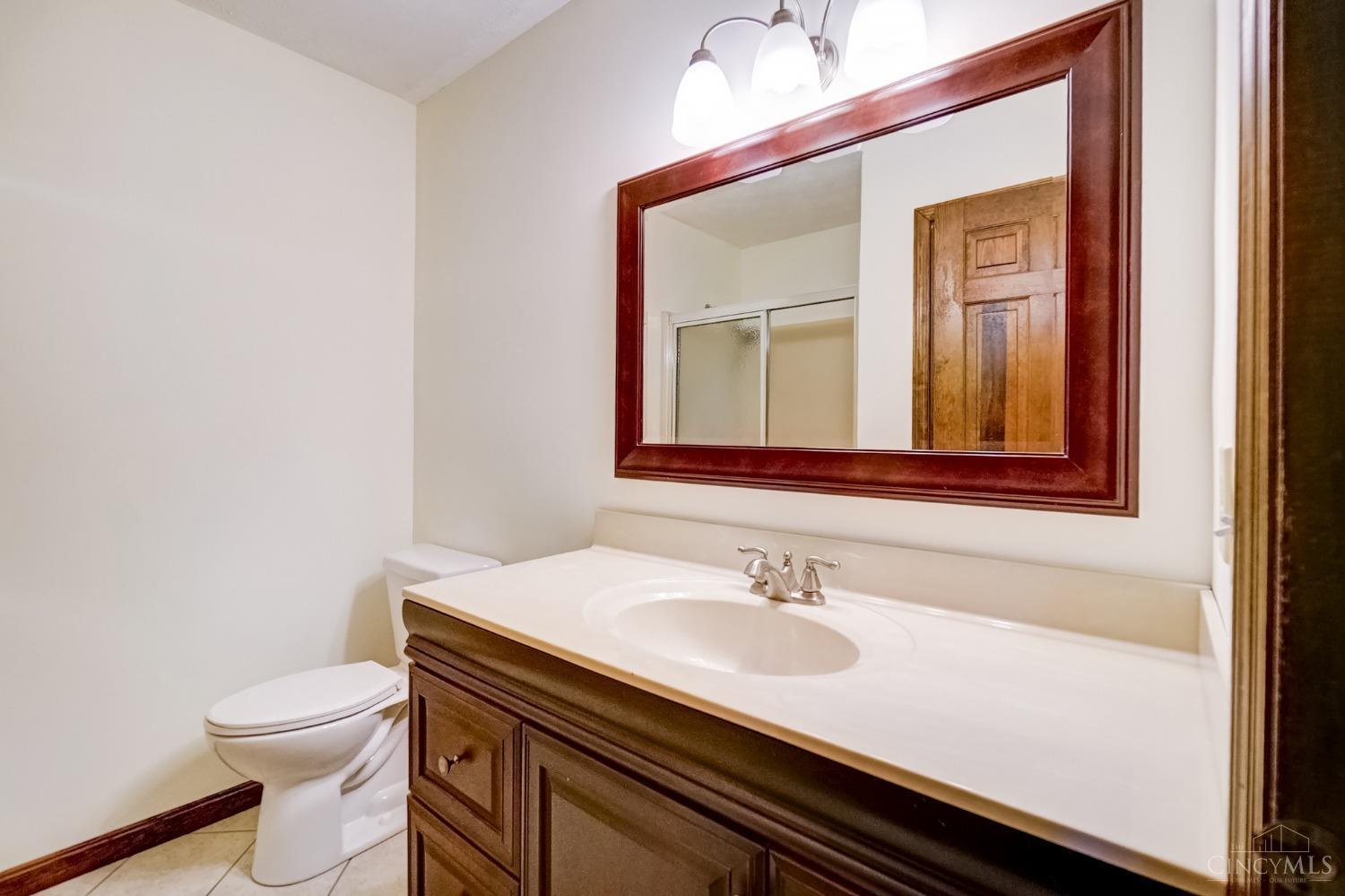 5393 Haft Road Cincinnati, OH 45247 - Photo 18 of 33