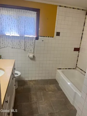 $170,000 | 11 Fairview Lane, Kingsbury, NY 12839