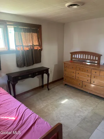 $170,000 | 11 Fairview Lane, Kingsbury, NY 12839