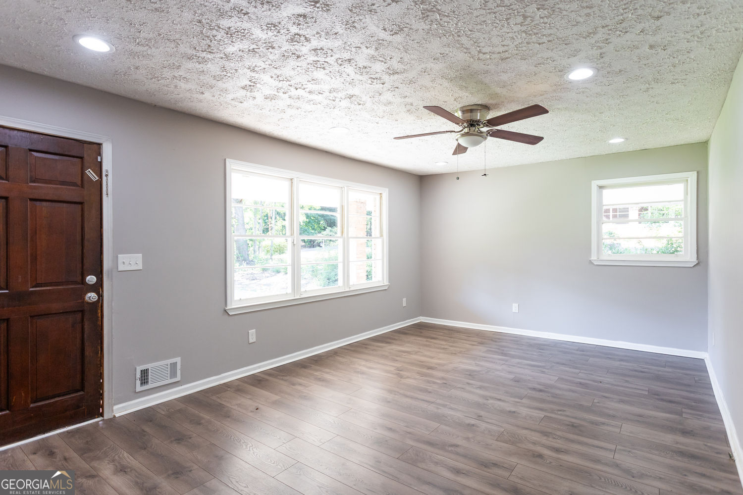 908 East Marable Street Monroe, GA 30656 - Photo 4 of 26