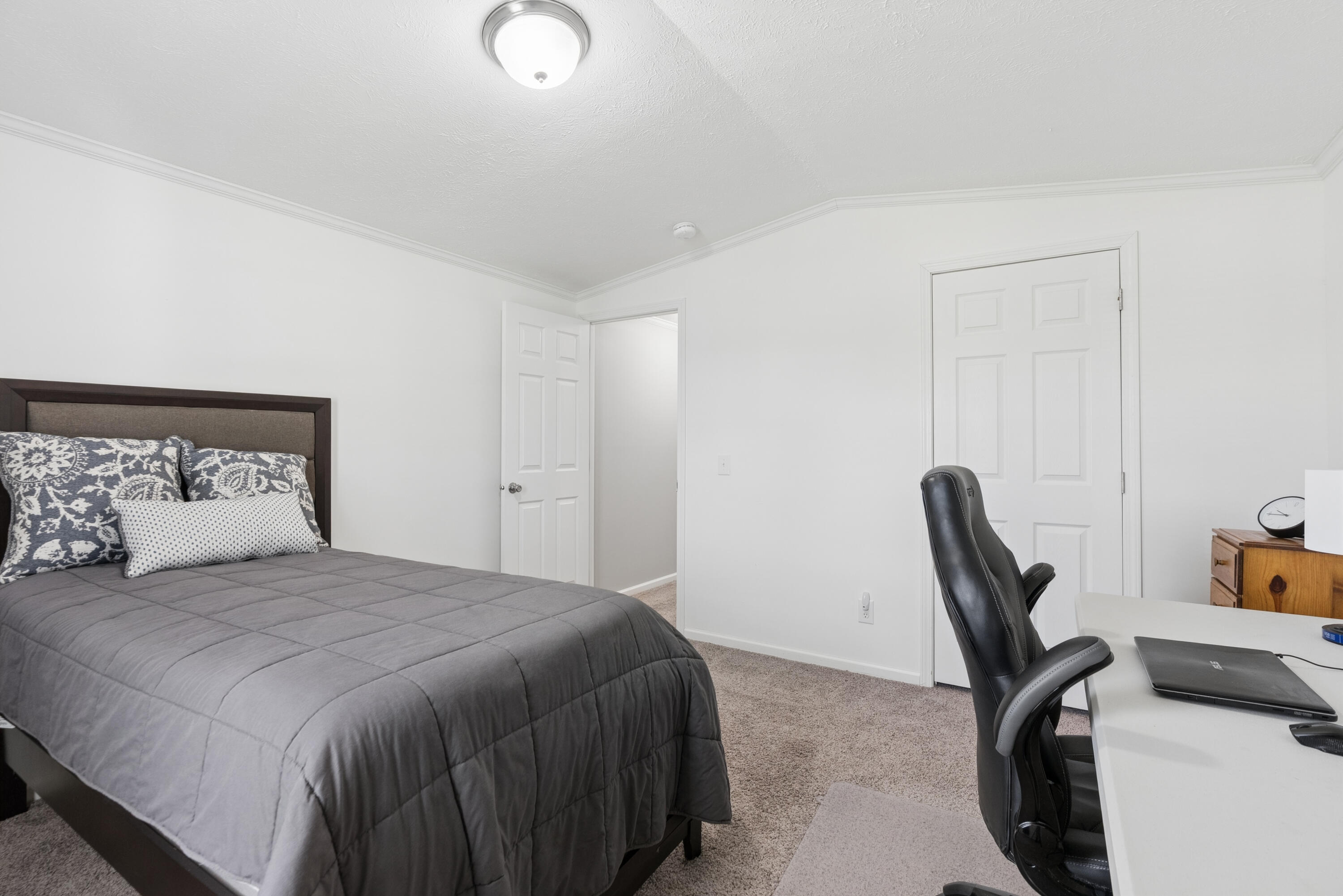 11 Ofarrell Street Topsham, ME 04086 - Photo 15 of 28 DSC05054