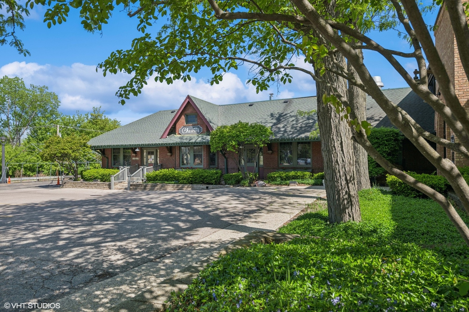 200 Applebee Street Barrington, IL 60010 - Photo 6 of 16 a front view of a house with garden