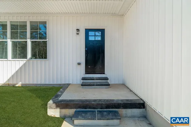 a view of a entryway door of the house