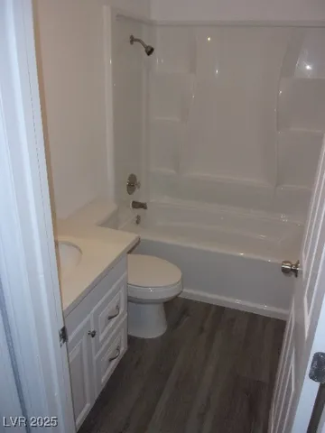 $900 | 2717 Aarondavid Drive, Unit D, Las Vegas, NV 89121