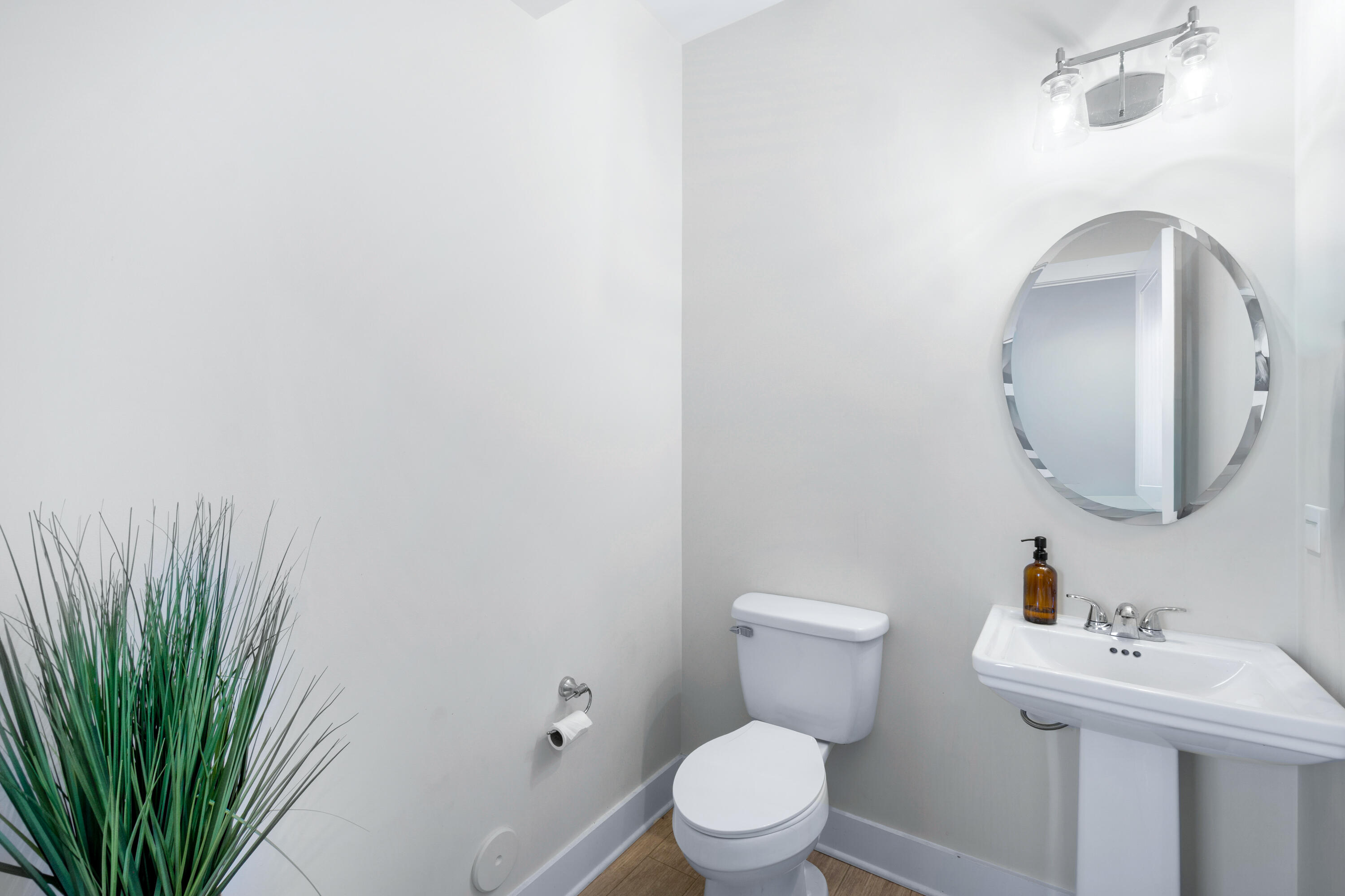 5394 Reneau Way Chattanooga, TN 37412 - Photo 13 of 36 Half Bathroom