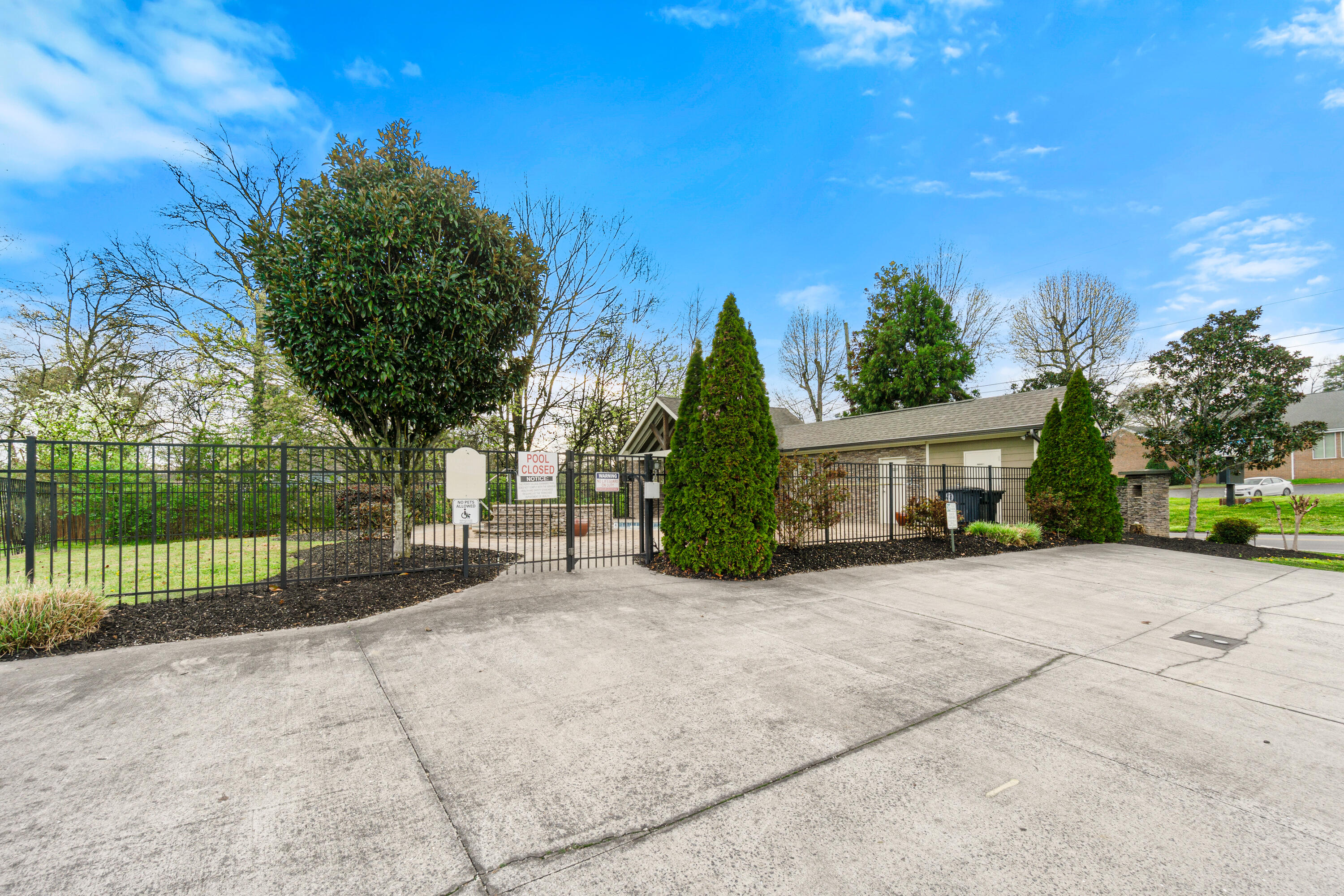 5394 Reneau Way Chattanooga, TN 37412 - Photo 32 of 36 Community Pool