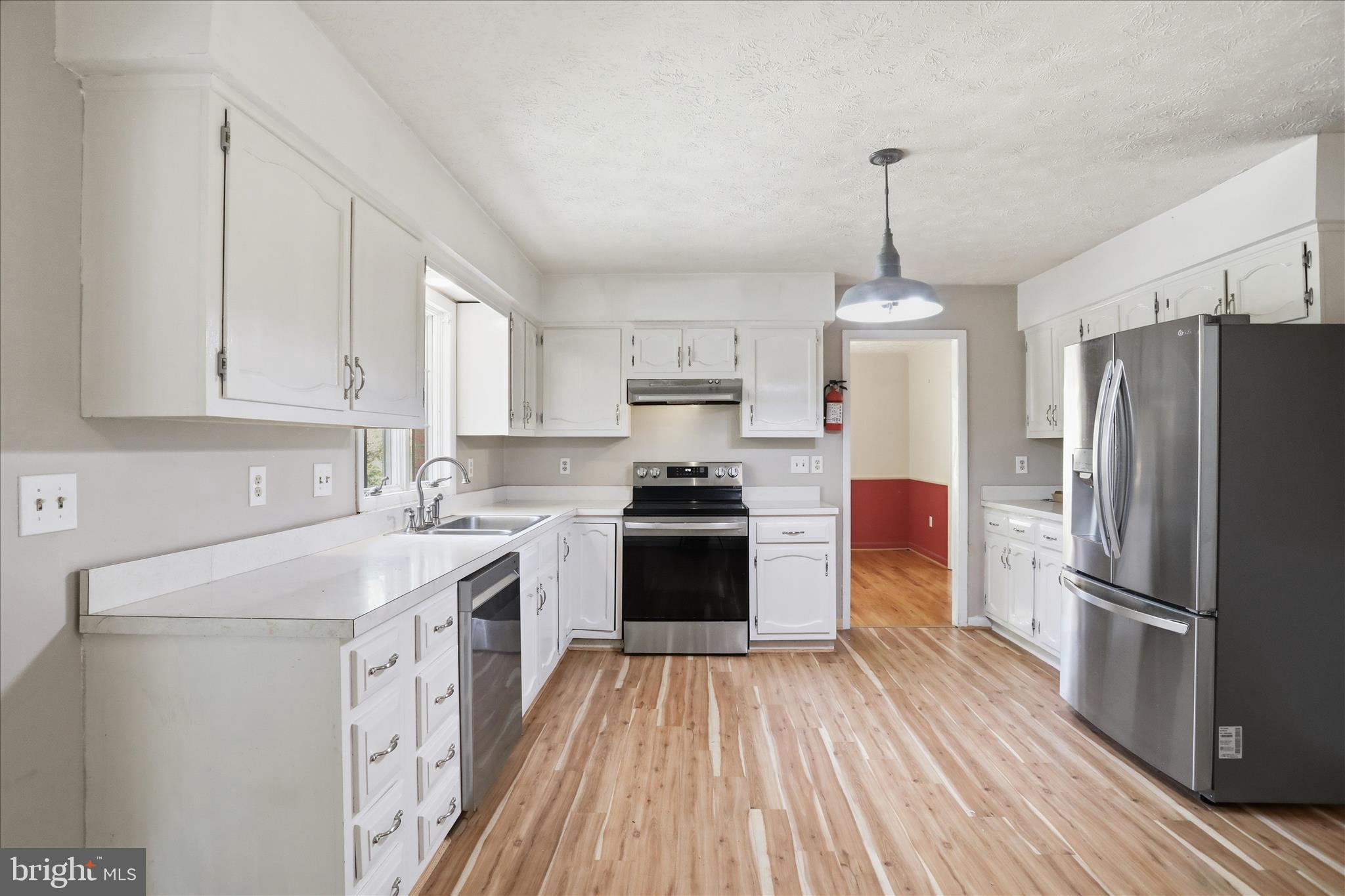 107 Oak Ridge Drive Stephens City, VA 22655 - Photo 12 of 49 Kitchen