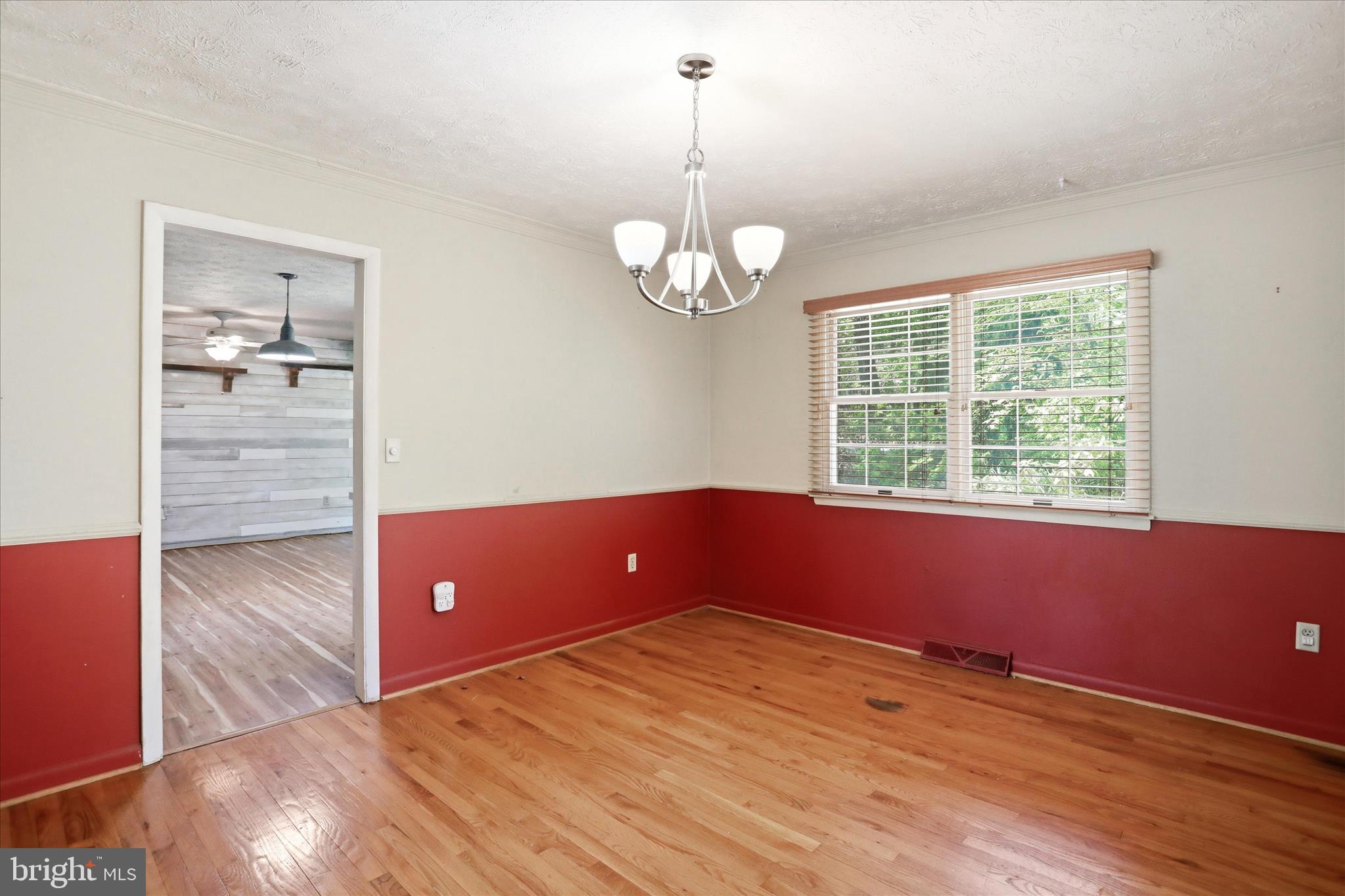 107 Oak Ridge Drive Stephens City, VA 22655 - Photo 21 of 49 Dining Room