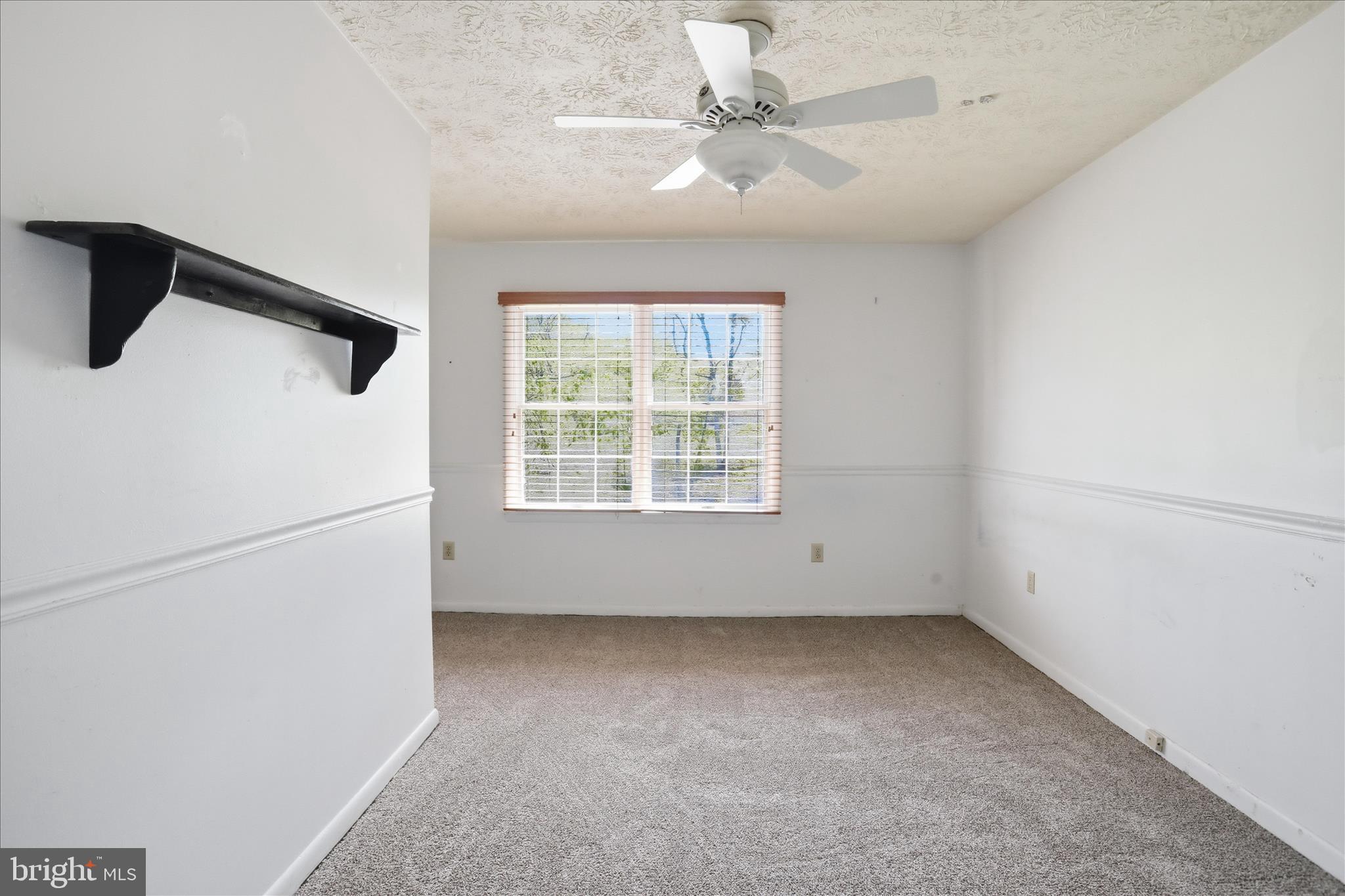 107 Oak Ridge Drive Stephens City, VA 22655 - Photo 25 of 49 Bedroom 3