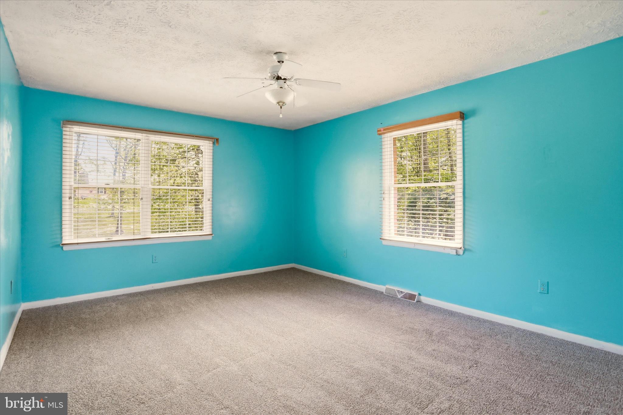 107 Oak Ridge Drive Stephens City, VA 22655 - Photo 26 of 49 Bedroom 2