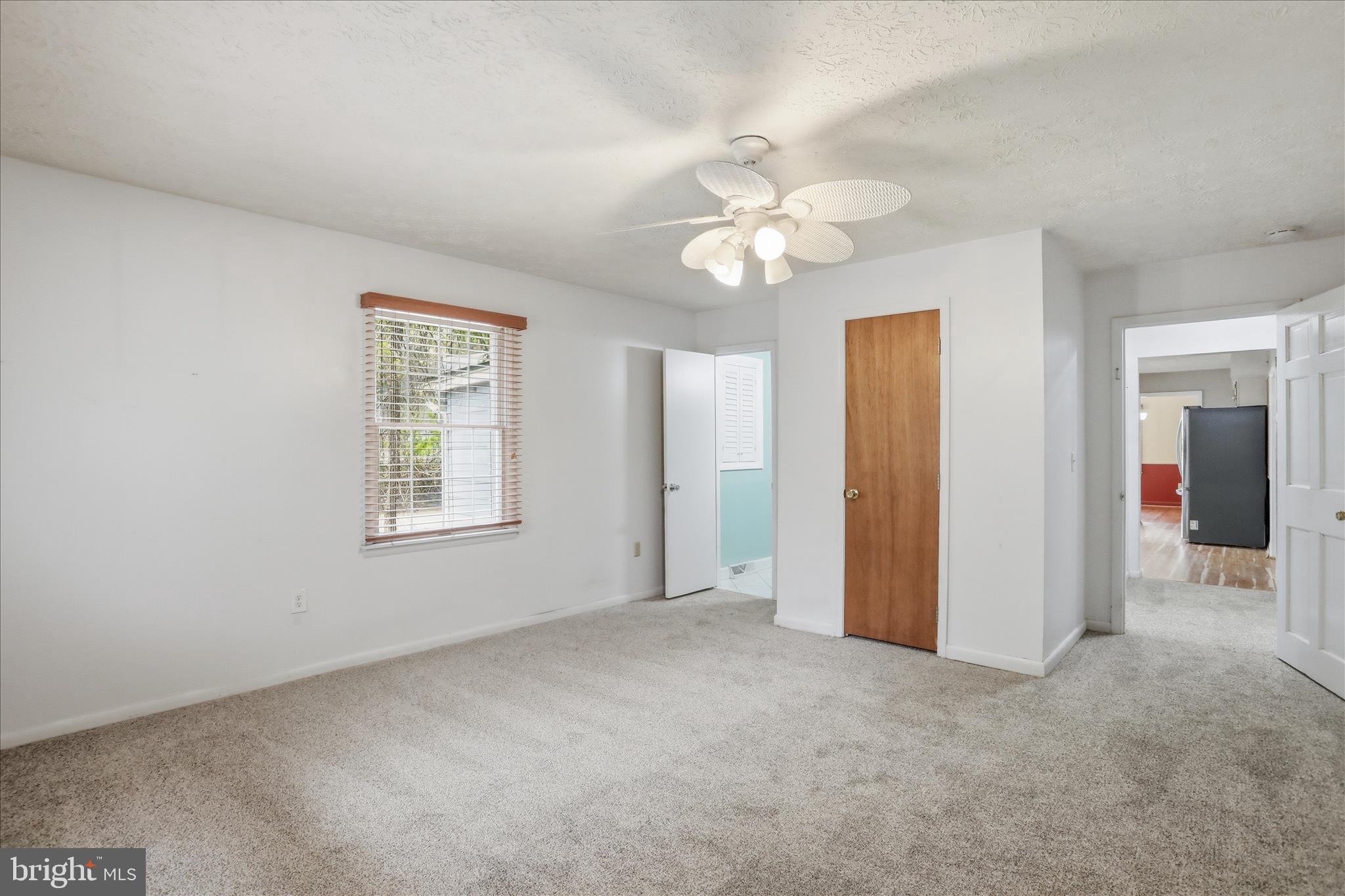 107 Oak Ridge Drive Stephens City, VA 22655 - Photo 29 of 49 Primary Bedroom