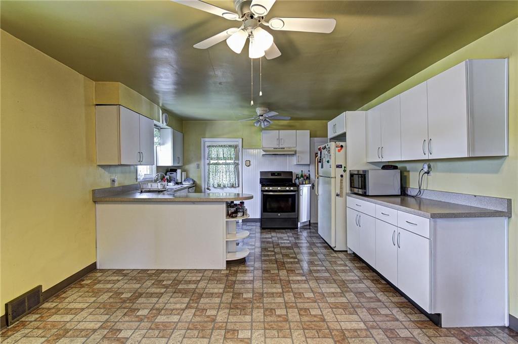 2211 Darlington Road Beaver Falls, PA 15010 - Photo 8 of 22 Gallery Image 8