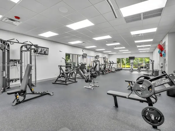 $3,000 | 17021 North Bay Road, Unit 706, Sunny Isles Beach, FL 33160