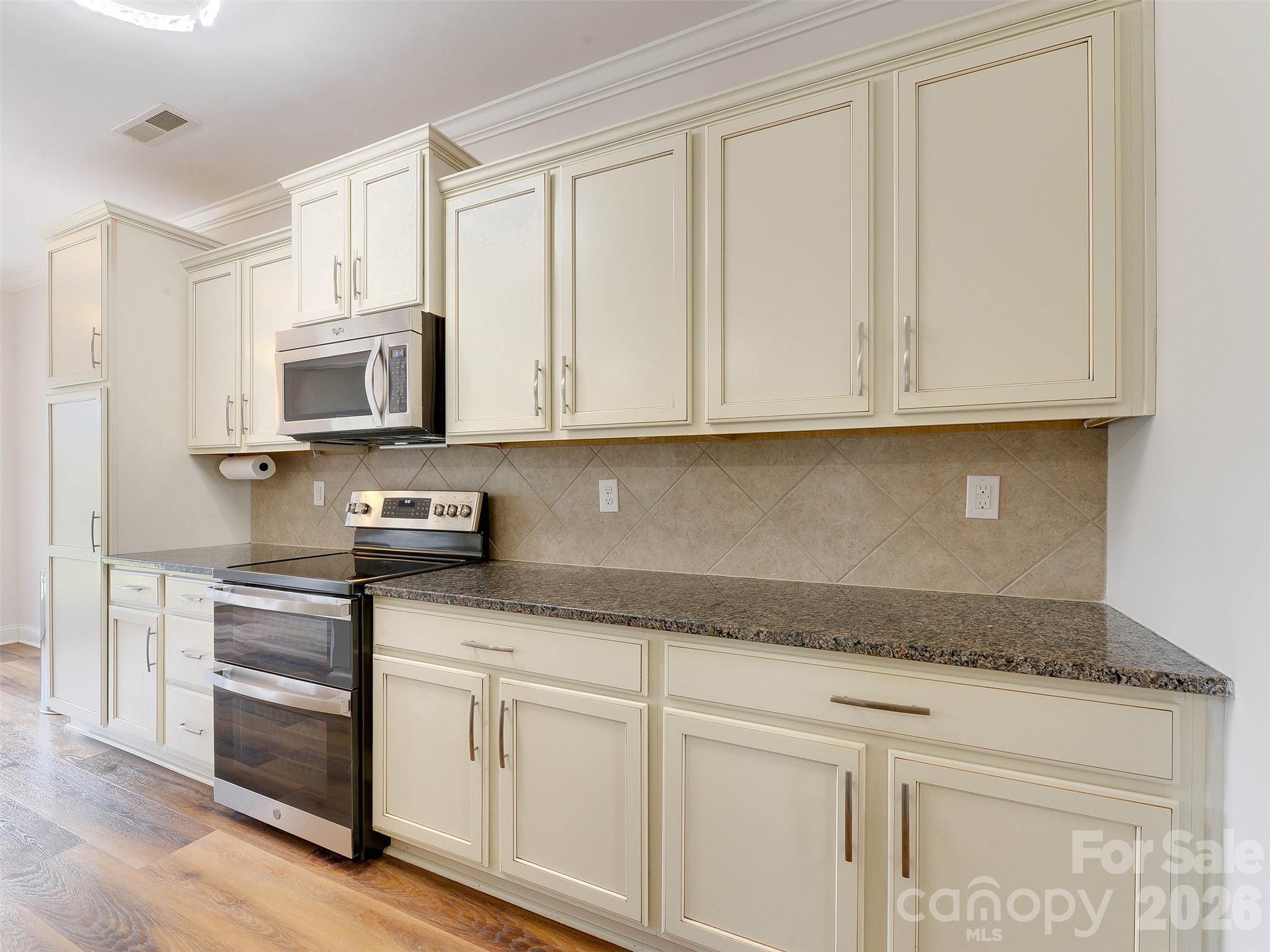 15229 Windward Lane Lancaster, SC 29720 - Photo 11 of 48