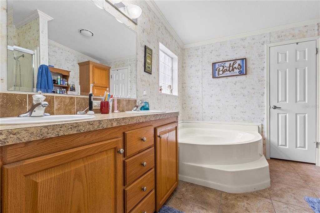 6679 Northwest 27th Place Bell, FL 32619 - Photo 28 of 55