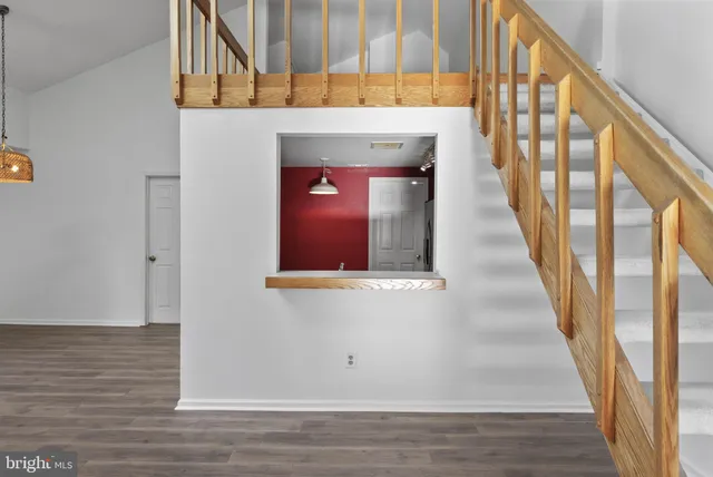 a view of an entryway