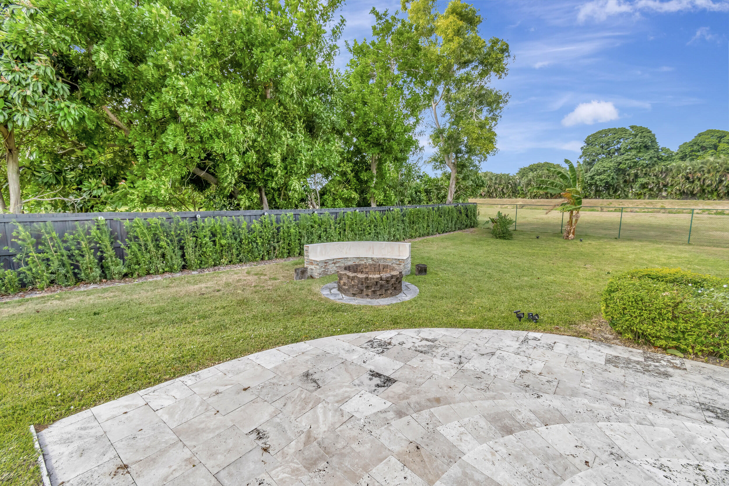 3623 Lone Pine Road Delray Beach, FL 33445 - Photo 63 of 95 Fire Pit