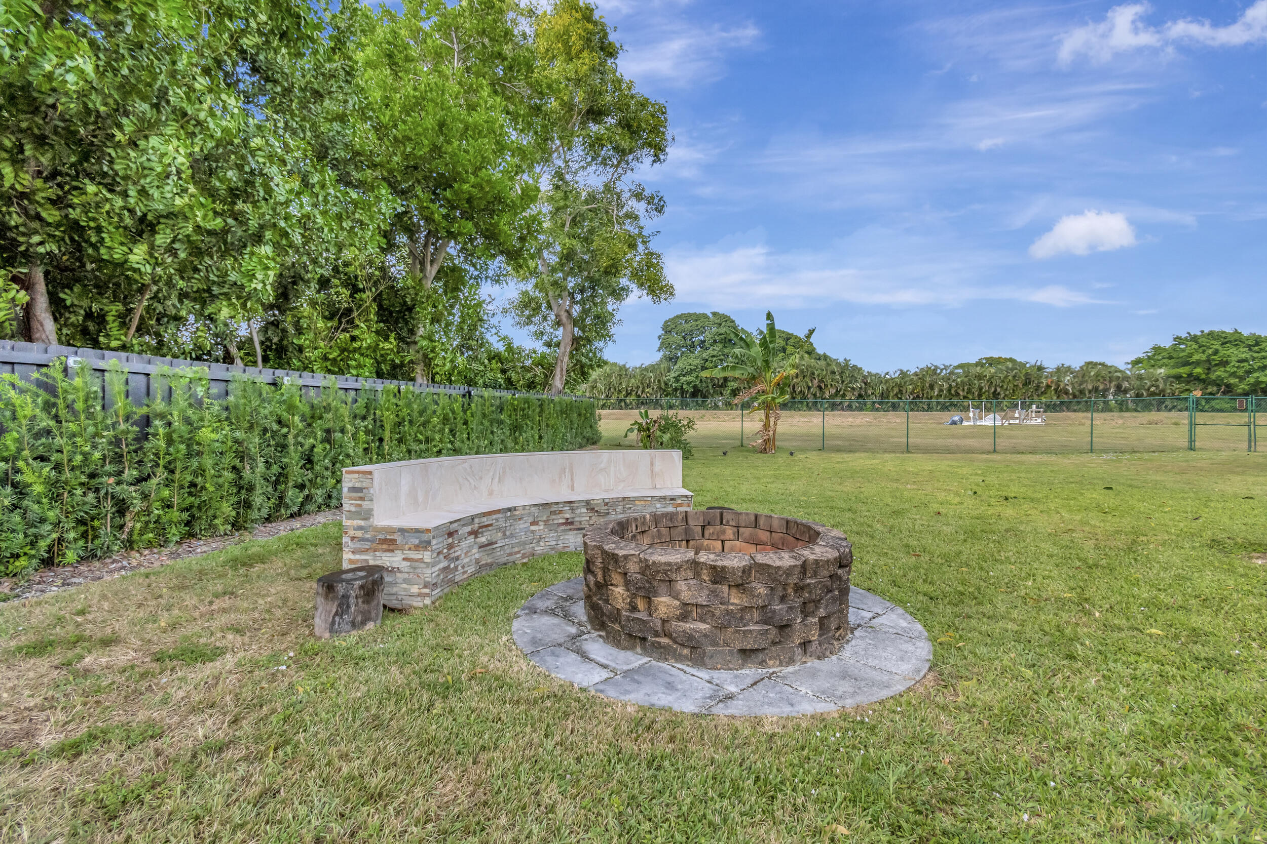 3623 Lone Pine Road Delray Beach, FL 33445 - Photo 65 of 95 Fire Pit