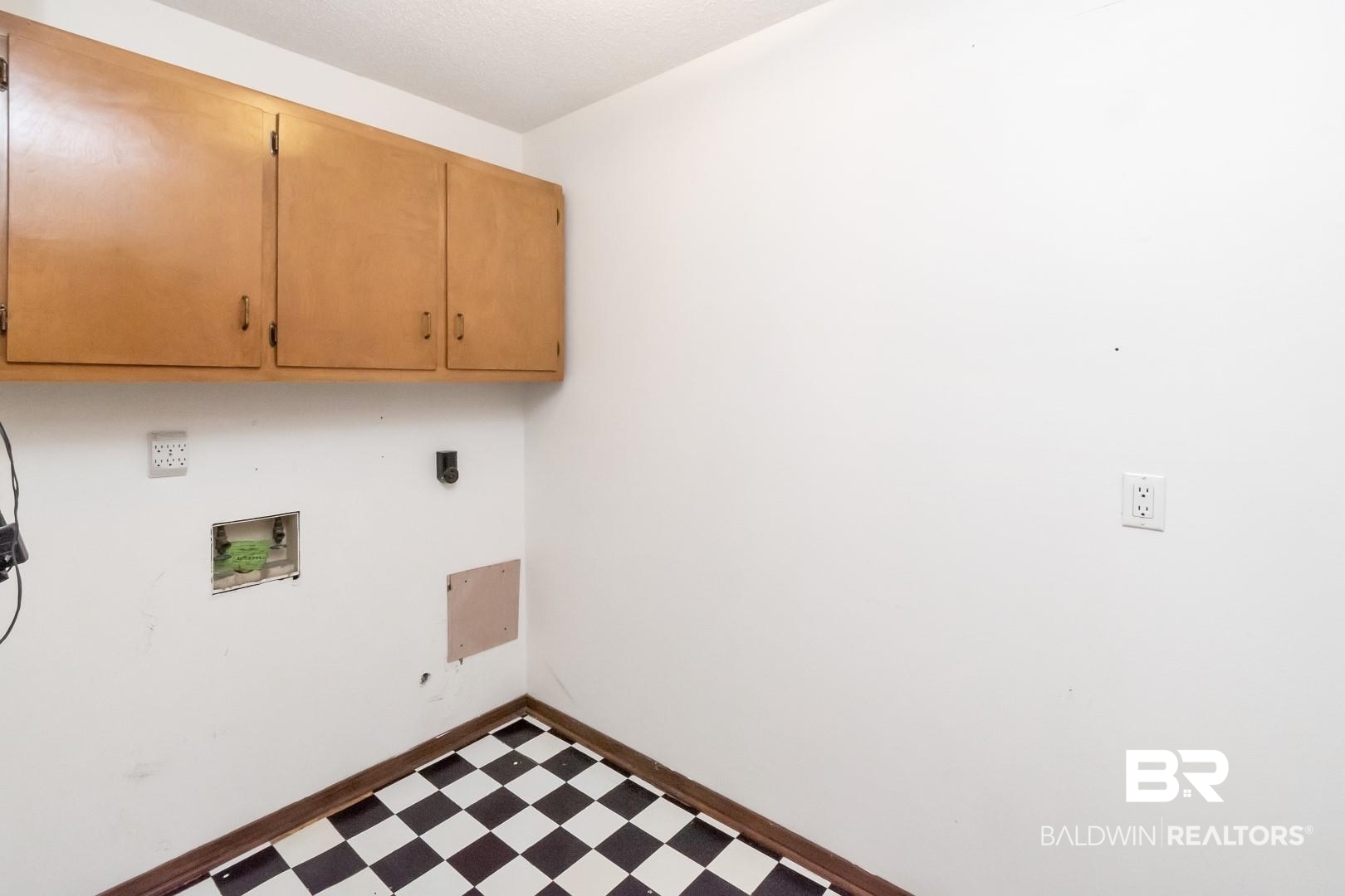 955 Louise Avenue Mobile, AL 36609 - Photo 22 of 30