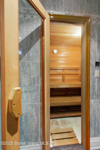 $1,349,000 | 380 Gansevoort Boulevard | Manor Heights