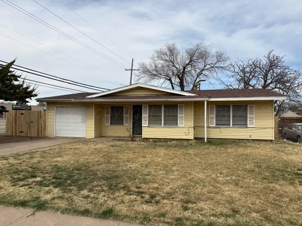 $1,425 | 3532 Meadow Drive, Amarillo, TX 79109