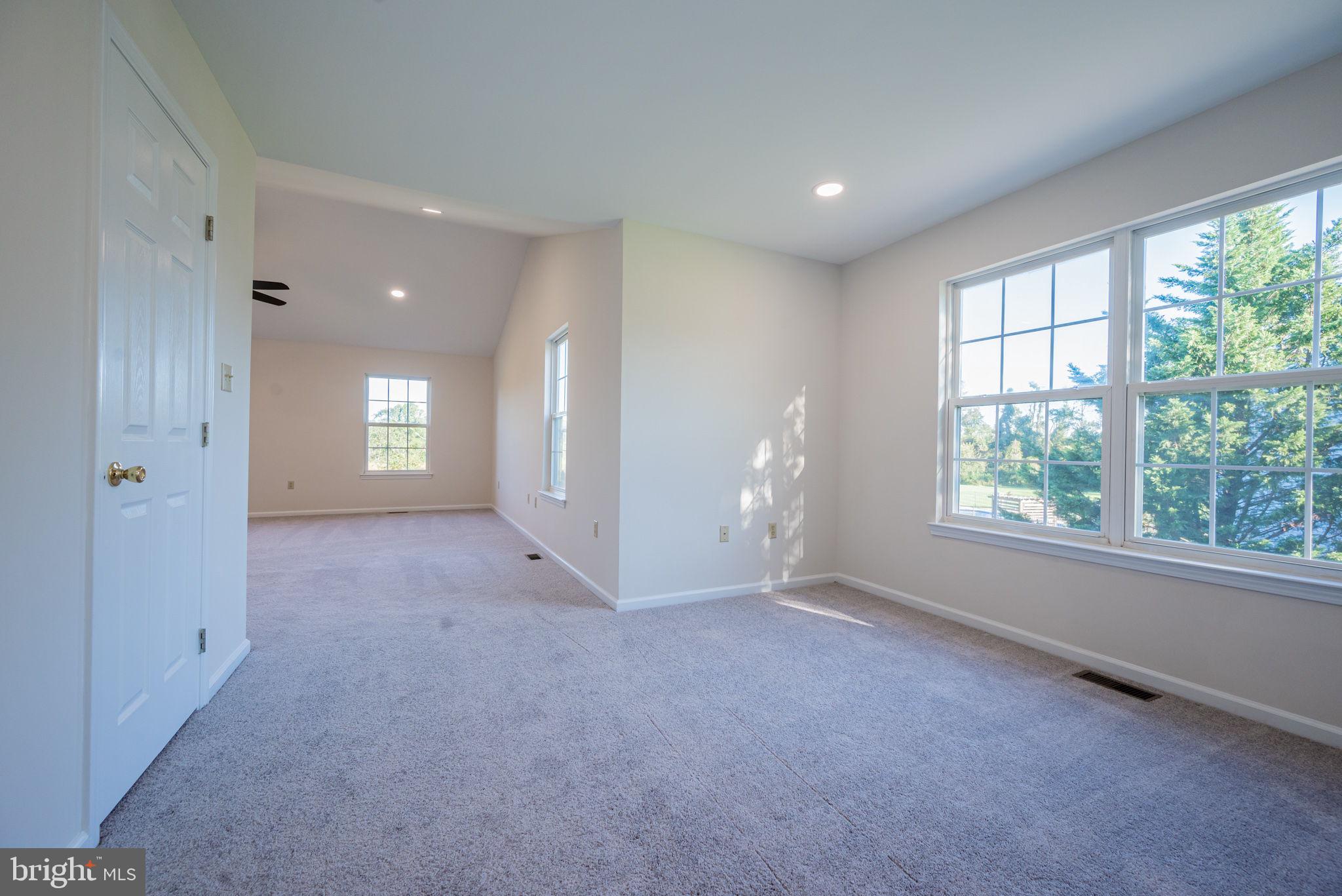 218 Sheats Lane Middletown, DE 19709 - Photo 45 of 52 Sitting area in primary bedroom