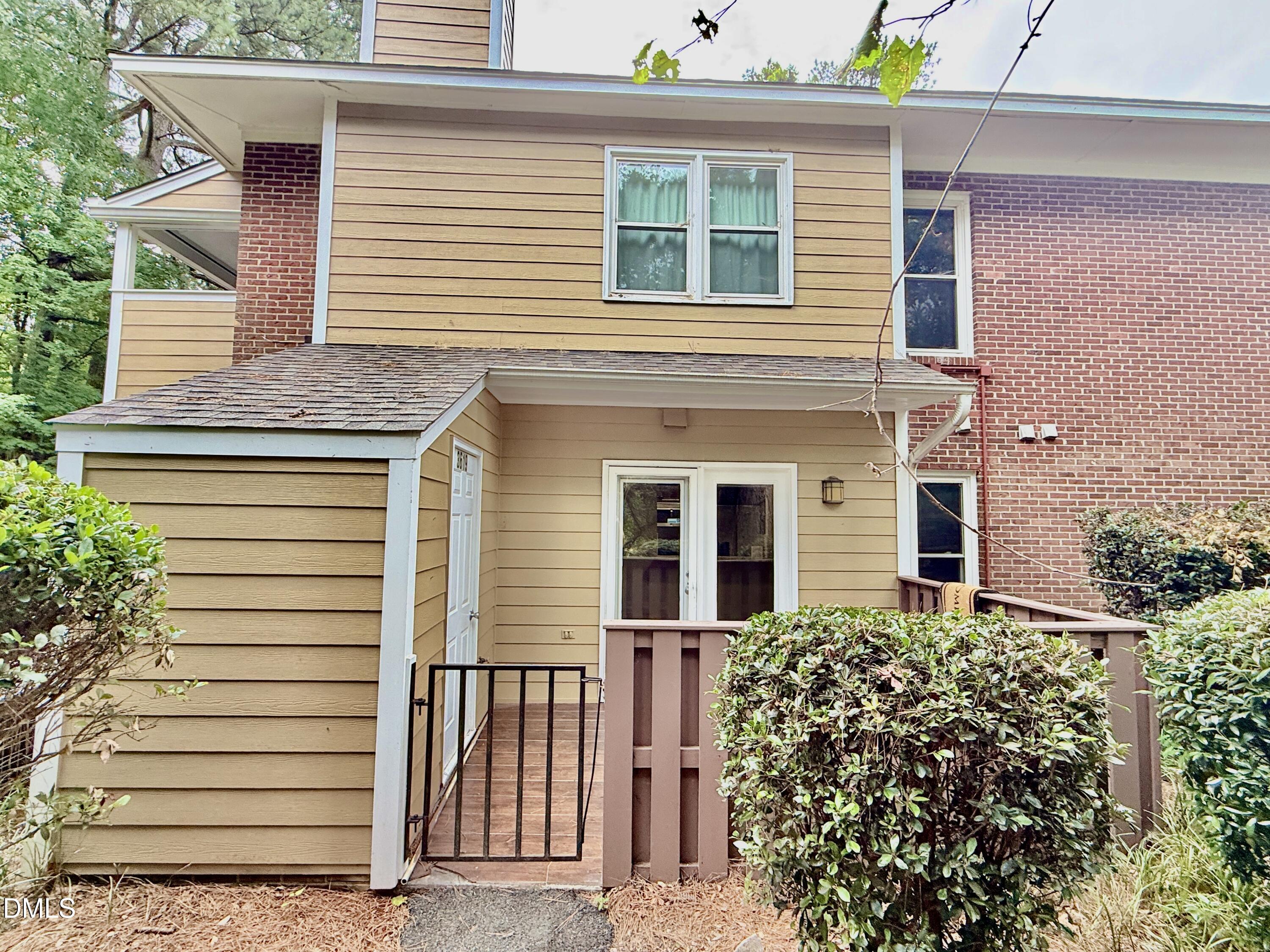 3619 Mill Run Raleigh, NC 27612 - Photo 2 of 23