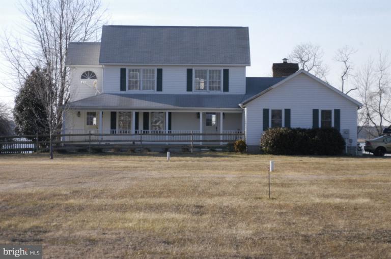 1700 Cox Neck Road Chester, MD 21619 - Photo 3 of 13 Exterior (Front)