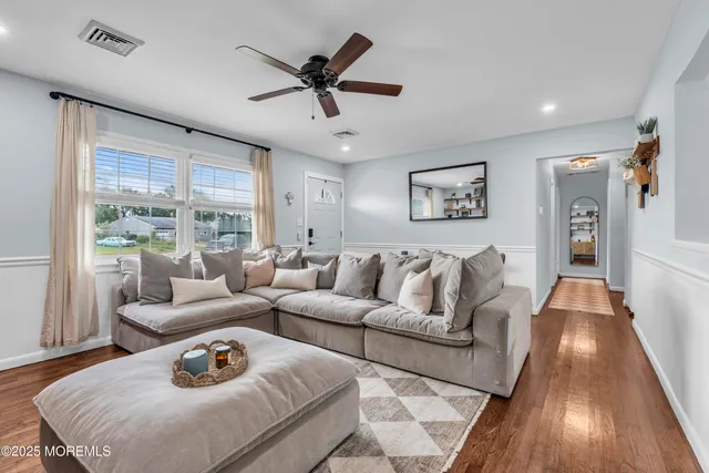 $438,999 | 1012 East Panama Court, Forked River, NJ 08731