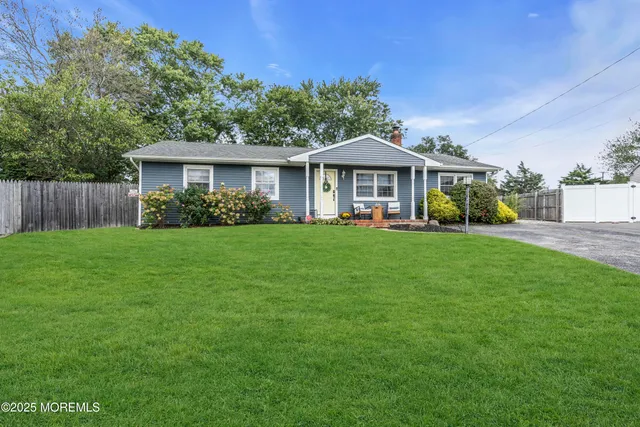 $438,999 | 1012 East Panama Court, Forked River, NJ 08731