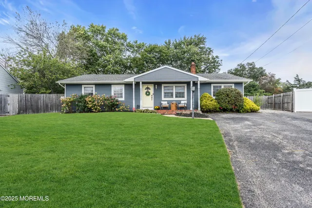 $438,999 | 1012 East Panama Court, Forked River, NJ 08731